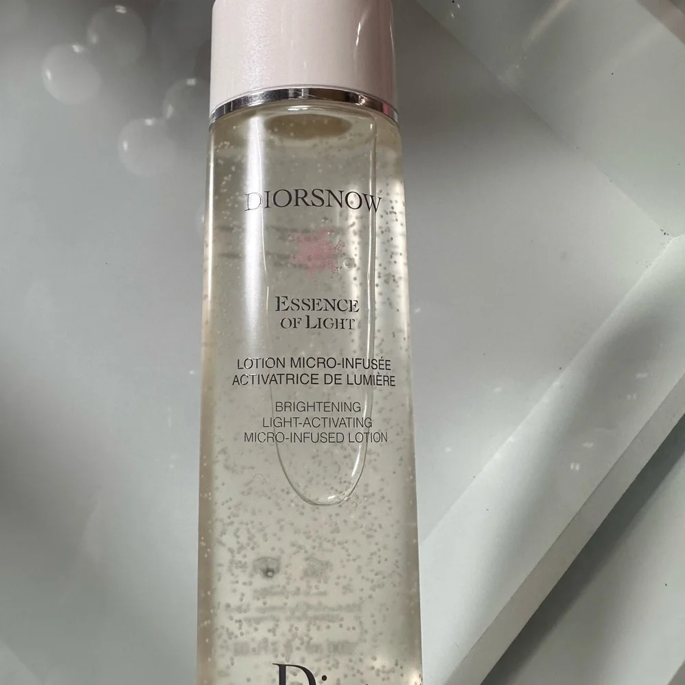 Dior moisturizing brightening